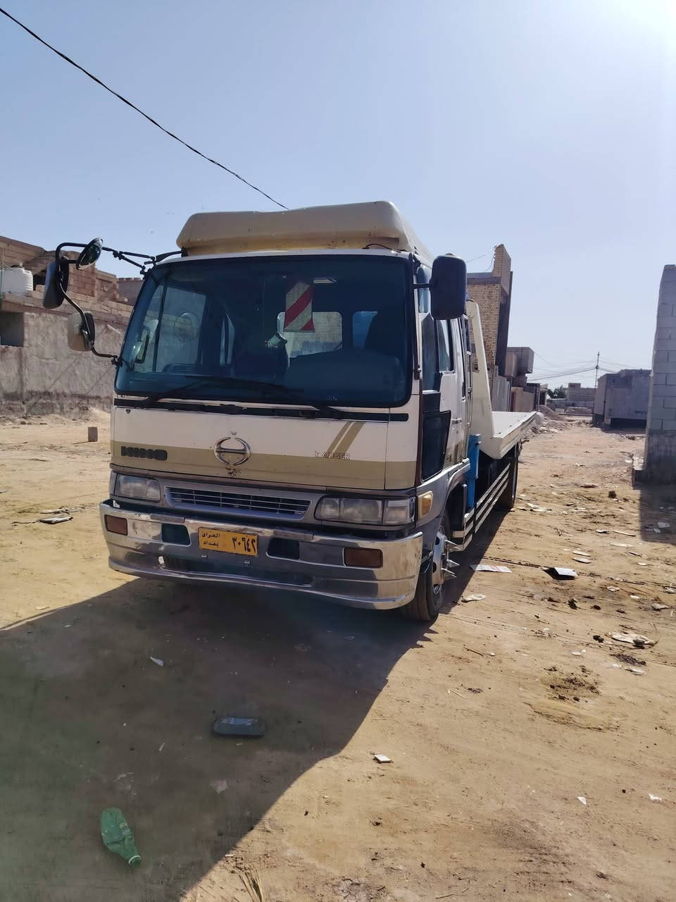 هينو انكر للبيع مديل2003 معلايه مفحوصه باقيه بس دفع الكمرك سياره جاهزه بس مكينه بيه تبخير تبريد وياسويج منضومه جديده مكان كربلاء سعره 180اوبيها مجال 
رقم الهاتف *********** مامتواجد على الفيس
