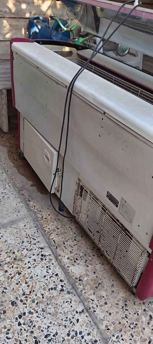عارضة ايزا للبيع
السعر ٦٠٠ دولار النظافة ٨٠ بالمئة
للتواصل الاتصال على الرقم
 ***********

