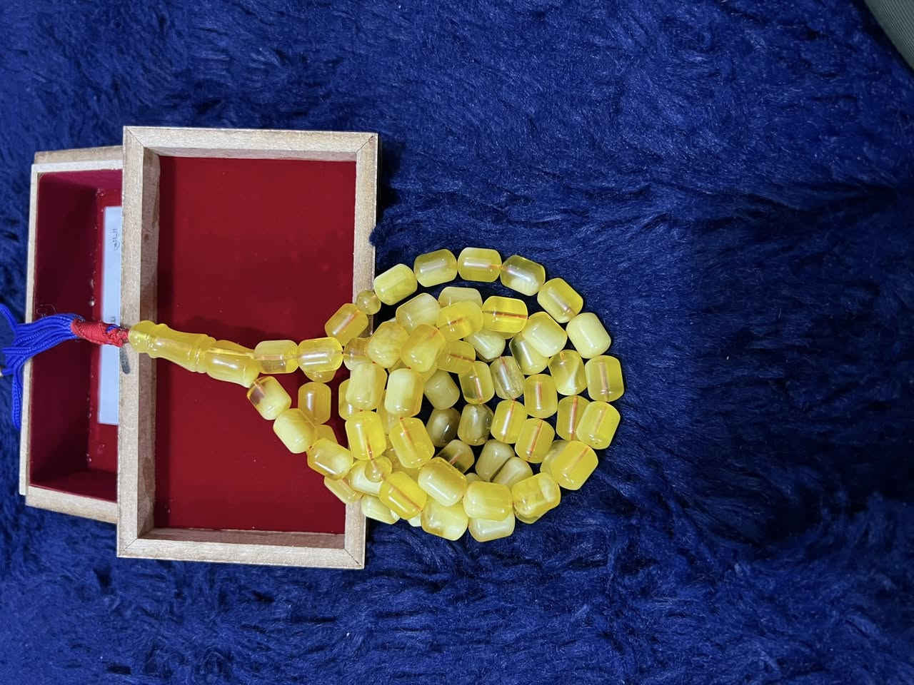 كهرب حر طبيع بلطيقي ٧٣حبه ٦٤غرام السعر خاص رجان هاذ الرقم ***********
