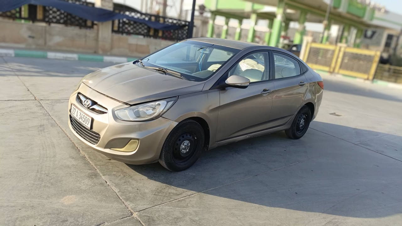 سلام عليكم اكسنت موديل 2013خليجي بيه باب جاملغ تبديل رشات صبغ بسيطه محرك 1600غطرتين توه مشدود  كير ومحرك مكفول تخم تاير كهربائيات حداده جاهزه  بسمي رقم دولي مكاني شطره سعر 78بيه مجال  ***********
