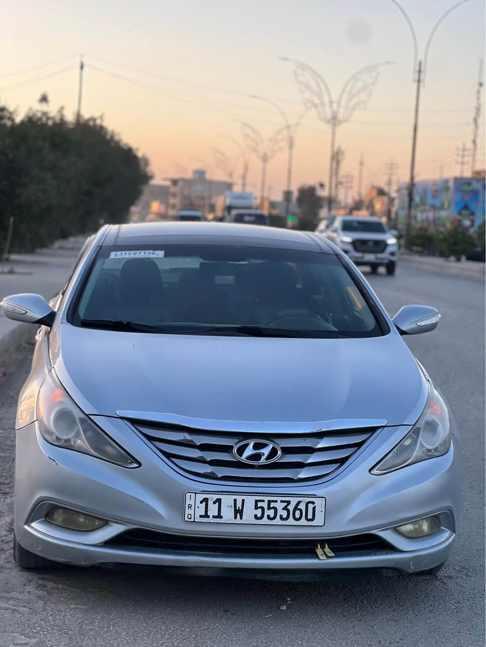 السلام عليكم    ‼️ بيع فقط ‼️

هيونداي سوناتا " أمريكي " 
موديل 2012

مكينة 2000 تيربو 
(بدون دوانز معلة بيها كازكيت)

فول مواصفات { بصمة + بانوراما + قطعتين تبريد خلفي }

🧧تدفئة كشنات 
🧧تحكمات ستيرن شاشة
🧧كشن السايق كهرباء + تدليك 
🧧دوشمة جديد ( براند سبايدر )
⚠️ رقم بغداد انكليزي بأسمي سنوية ٢٠٢٦ الى ٢٠٣١)

حادثها چاملغ امامي عكس السايق و بنيد مبدل فقط
ـ چاملغ خلفي كلير (فقط رش)

العنوان :  بابل - الحلة - شارع ٨٠
 *********** السعر 100 وبيها مجال بسيط حلة, بابل
