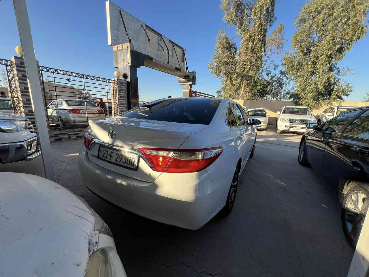 سلام عليكم 
كامري للبيع امريكي 
ضرر ثلث قطع 
يرهم مراوس حسب القناعه 
موديل 2017
كير ومحرك شرط 
تواير وصدر جدد 
السعر 155 وبيها مجال للطيبين 
الرقم ***********
