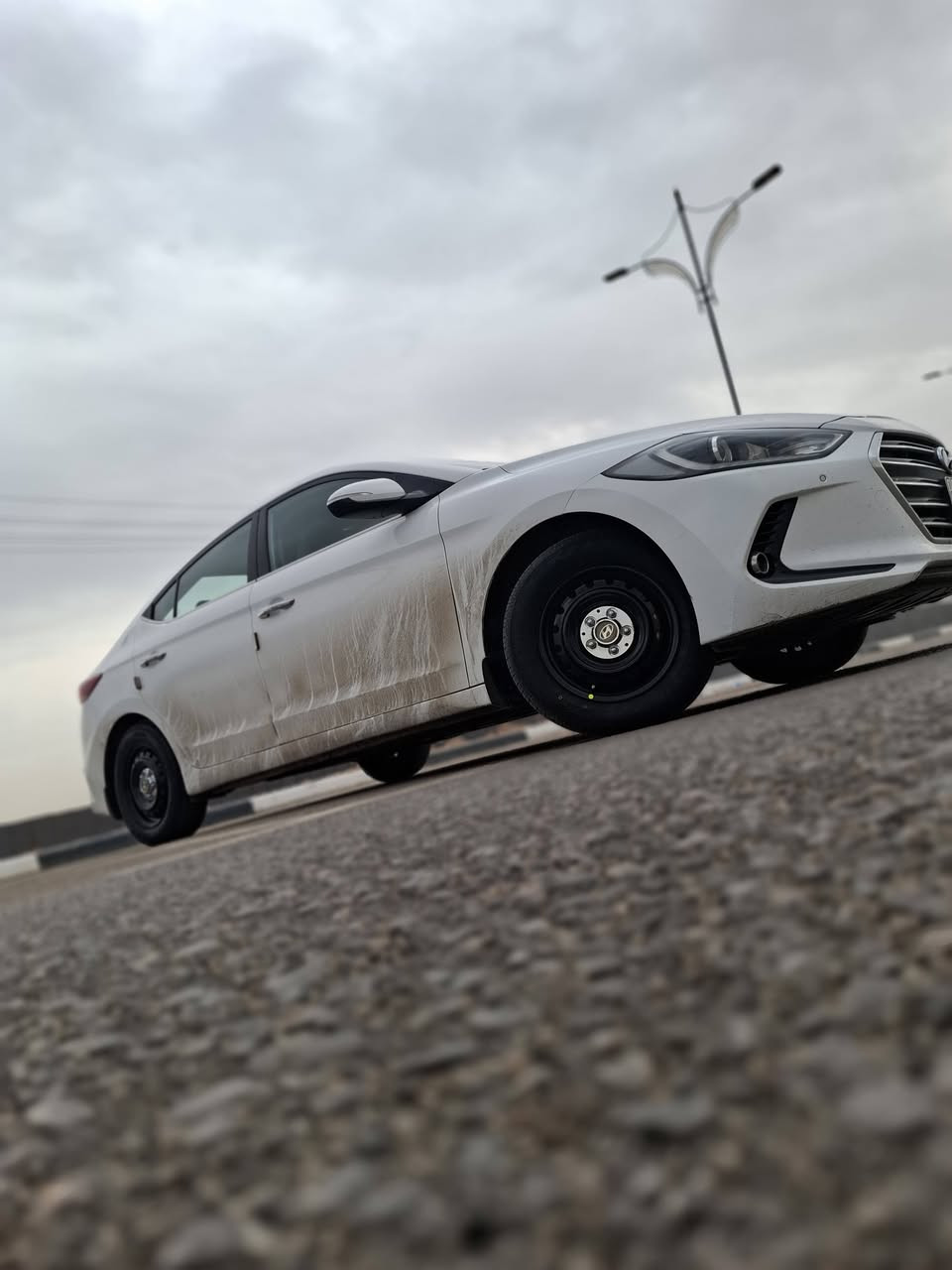 لنتره  2017
خليجي فول مواصفات 
رقم بغداد 
***********
