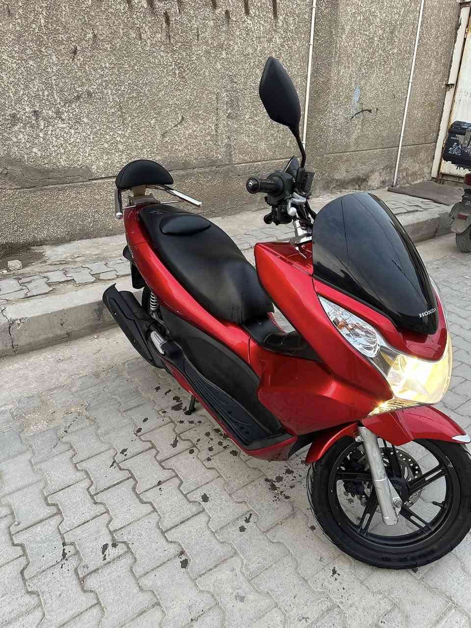 السلام عليكم دراجه bcxجيل الاول ياباني
دراجه جديده بل كارتون دراجه ممتعوبه ابدد فول الفول كلها بلادي كلها شغاله اي نقص مبيها كفر بلادي بلادي مكينه بلادي دراجه حلوه بمعنه الكلمه حساس زدحام ستان كهربائي دبل سويجين تجوه بلادي اوراق كامله 

شراي يتصل ‭٠٧٧٢ ٥٣١ ٣٧١١‬

— في ‏بغداد. البلديات‏.
