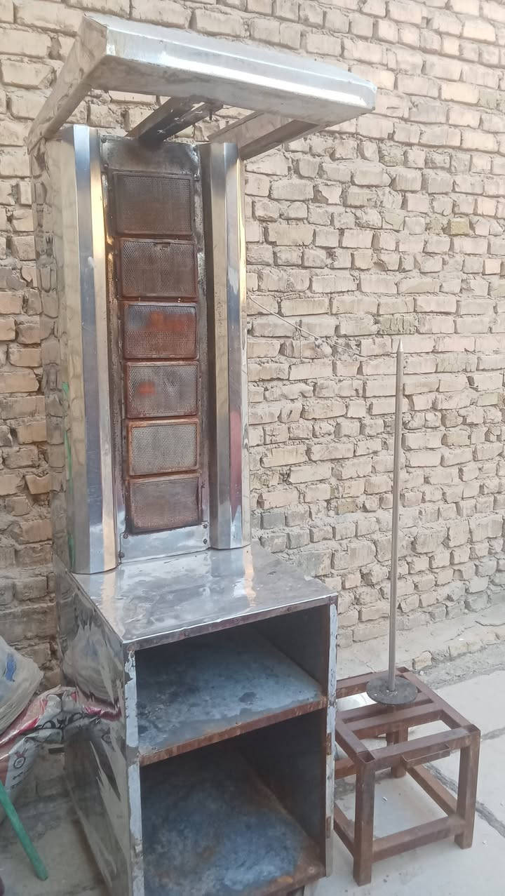 سلام عليكم
شوايه كص ام ست عيون للبيع شغله . سعر 350 عنوان بغداد مدينة الصدر ...***********
