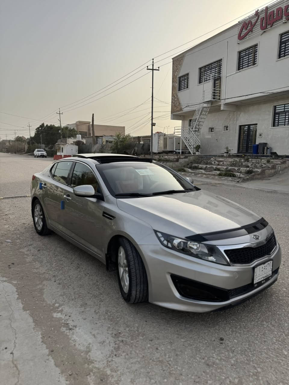 السلام عليكم . اوبتيما 2013 وراد امريكي رقم كربلاء مداور ثاني يوم . بيه صبغ بنيد وجاملغ ولباب خلفي .محرك 2400 موصفات سياره فول واحد ع واحد سياره جديده تخم تاير حداديه صدر جديد داخل جلد ونضيف مدوشمه اني تبربد تدفئه سياره كامله ع اخر حبابه السعر 110 وبيه مجال بسيط عنوان بابل قرب سيطره لاثار اتصال ***********
