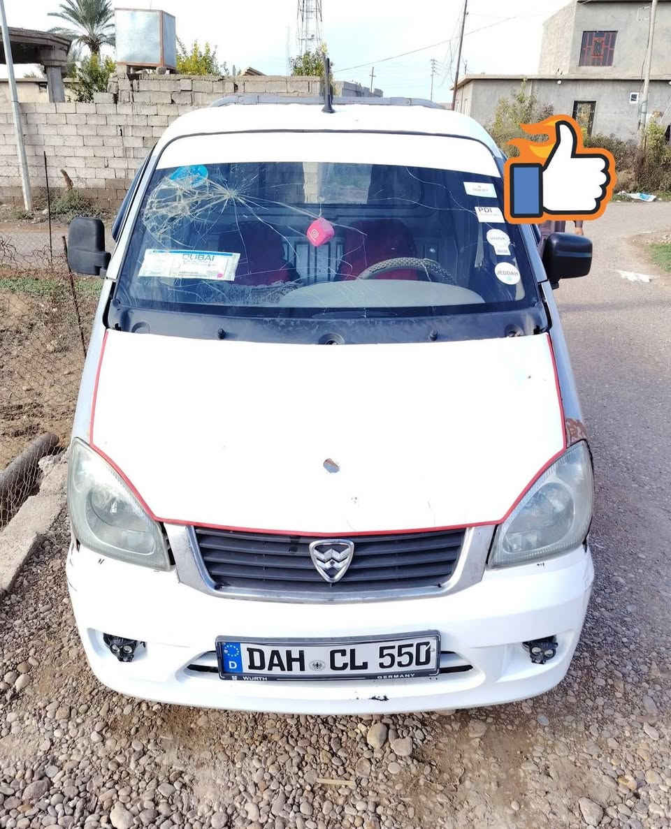 السلام عليكم هانفي للبيع موديل 2007 كير محرك اكسل شرط شاصي ( معمر درجه اولى )  تايرات جدد  صدر كشر نضيف   كابريته بدون اوراق مكفوله السعر ( 17$) وبيها مجال بسيط. 
العنوان: تكريت / عوينات. 
 ***********
