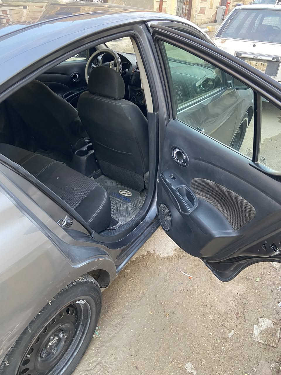 سلام عليكم سياره نيسان موديل 18
بسمي تحويل ثاني يوم سياره حادثها جملغ صبغ وبارد بالبنيد ليبل واحد تبريد تحكم كله شغال جاهزه من الأخير 

سعرها ٨٩مجال قليل 

عنوان ناصريه مركز اتصل وبيك خير ودلل ***********
