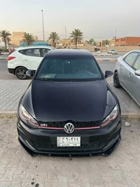 سياره كولف GTI.S فول مواصفات واحد على واحد سياره مكينة 2000 تون تيربو ...