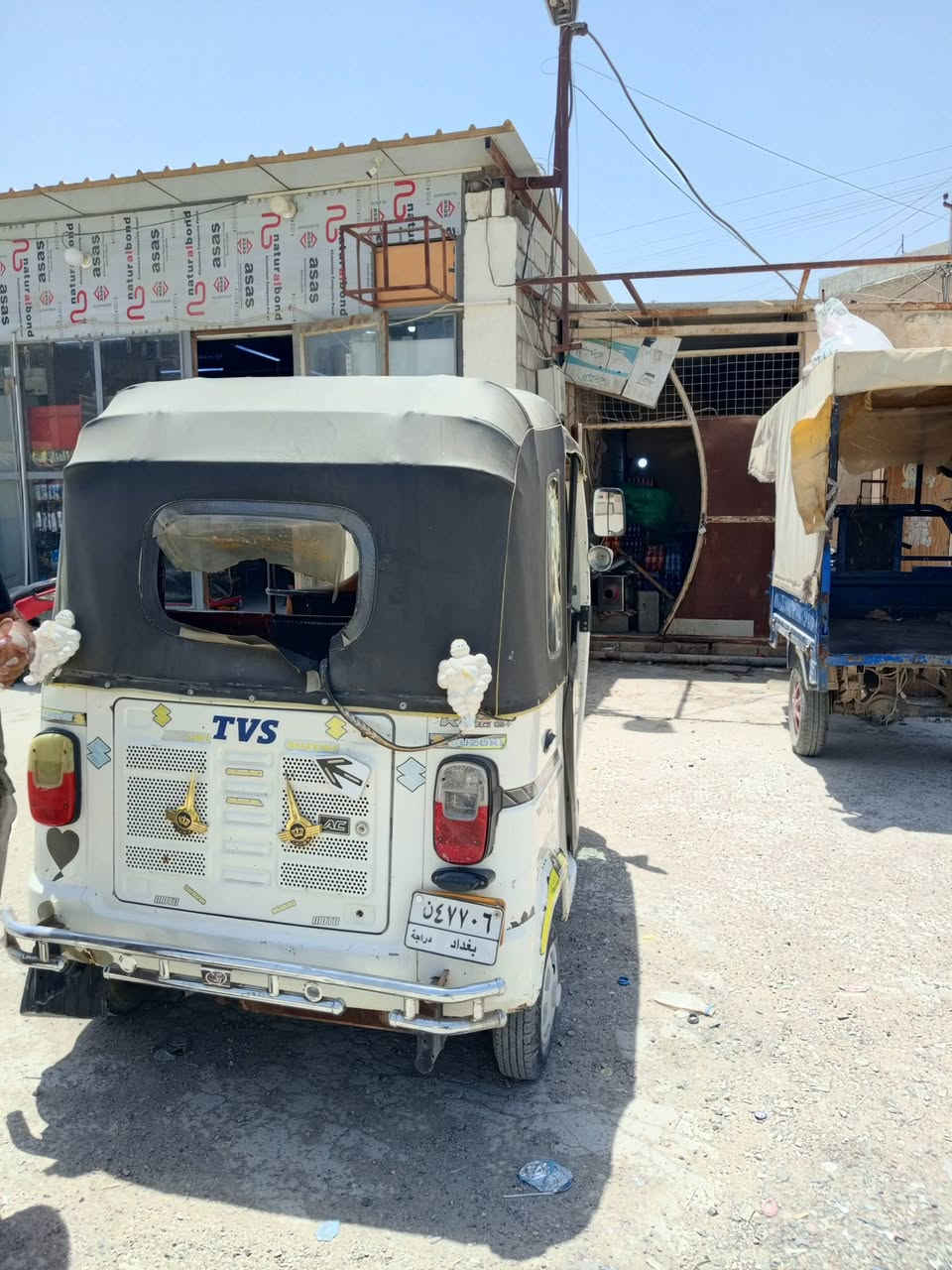 السعر 7500 وبيه مجال *********** 
بعقوبه التحرير 
تكتك TVS2022 رقم وسنويه بغداد مشروع وطني بسمي تحويل بنفس اليوم مكرك وكسل وكير كفاله من الفتح ومن اي عيب الكشر مثل ما موضح بي شخط ومماثر وبيه خياس بدوسه فقط اكفله كفاله عامه
