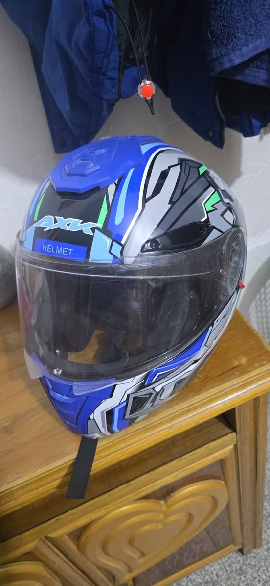 خوذه اصليه ماركه سعر ١٢٥
كربلاء الحر ***********
