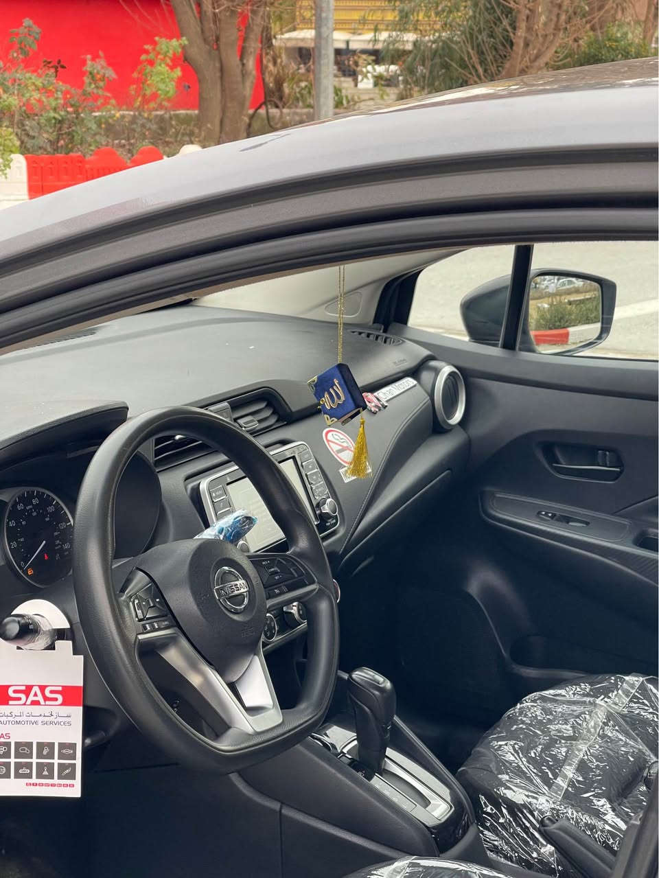 ***********✅
با ناوی خودا 

نیسان ڤیرسا بۆ فرۆشتن مودیل 2020 
ی مواسفات s و بەسمەیەو  رادارو فولە بەس سلایت نیە  🔚
43 هەزار ڕۆشتوە بەردی گزۆزی بیلادی تێدایە▪️
3 بارجەی بویاغە ✅
سەنەوەی تازەیە بەناوی خومانە بەشەرتی بەناوکردن وەکالە تا 2029 نوێە ✉️
کیرو مەکنیە بەشەرت  تەقەورەقەی نیە⌛️
کامل کامل سێرڤس عام کراوە ✅
رەقەم سلیمانی
شوین رانیە 
رەقەم مۆبایل *********** رانية, السليمانية
