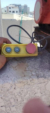 ونش • ١ طن • مصعد أغراض