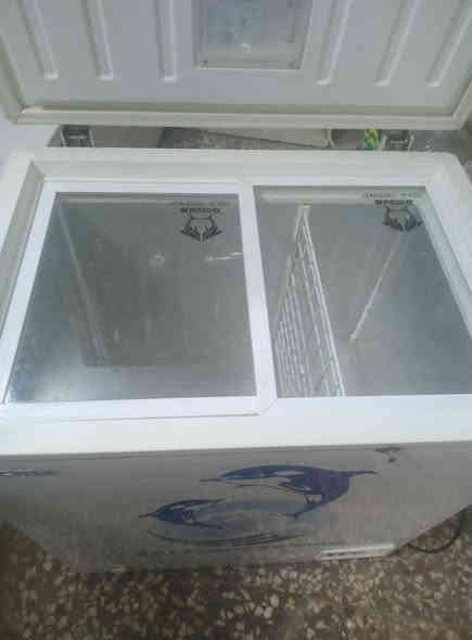 مجمده ٨قدم نضافة ٨٠% تجميد فول سعره ١٢٥الف وبيه مجال مكاني بغداد الزعفرانيه وكو توصيل وأي استفسار الاتصال ***********
