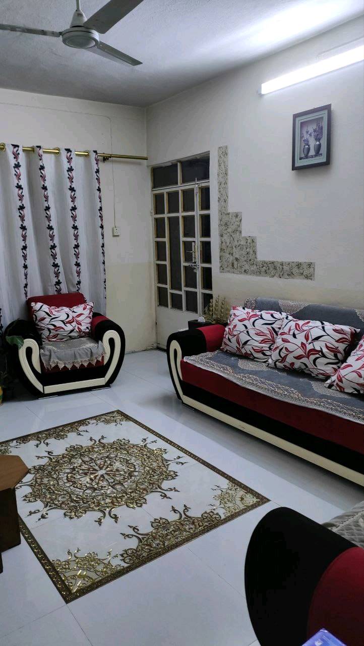 بيت للبيع الموصل حي الاعلام 
بظهر الشارع العام 
204 متر واجهه 12
5 غرف نوم ، محدث طابق ونص 
يمكن فصل الطابقين 
سند جديد