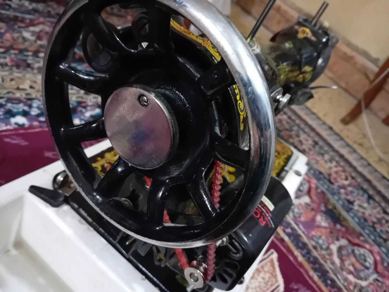 السلام عليكم. مكينه ام الجنطه استخدام قليل جديده بعدها
 للبيع سعرها ٨٠ لتواصل ***********
