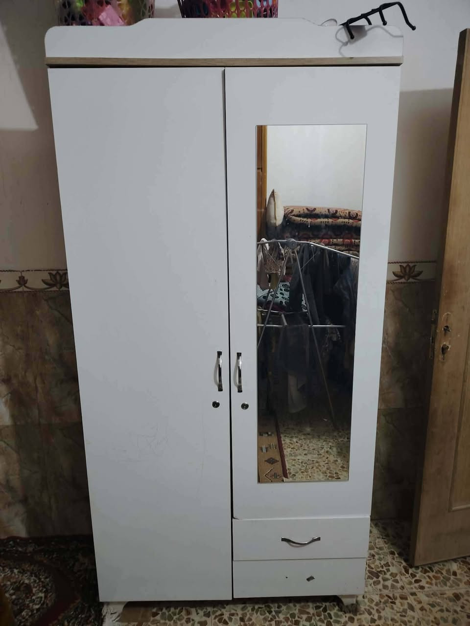 كنتور ٥ أبواب للبيع وكنتور ٢ باب للبيع العنوان حله ورديه خارج التصال على هذا الرقم ***********
