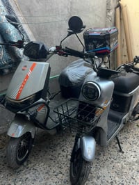 للبيع • دراجة كهربائية • تفاصيل خاصة