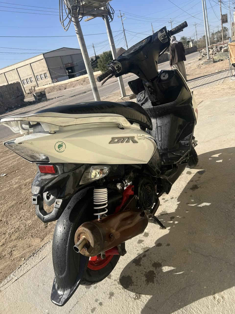 السلام عليكم دراجه جي تي ار الدراجة شوفت عينك مكينه 58نعومه تخبل نقصهة فيتبم العنوان الاسكندريه السعر 450وبيهة مجال ***********
