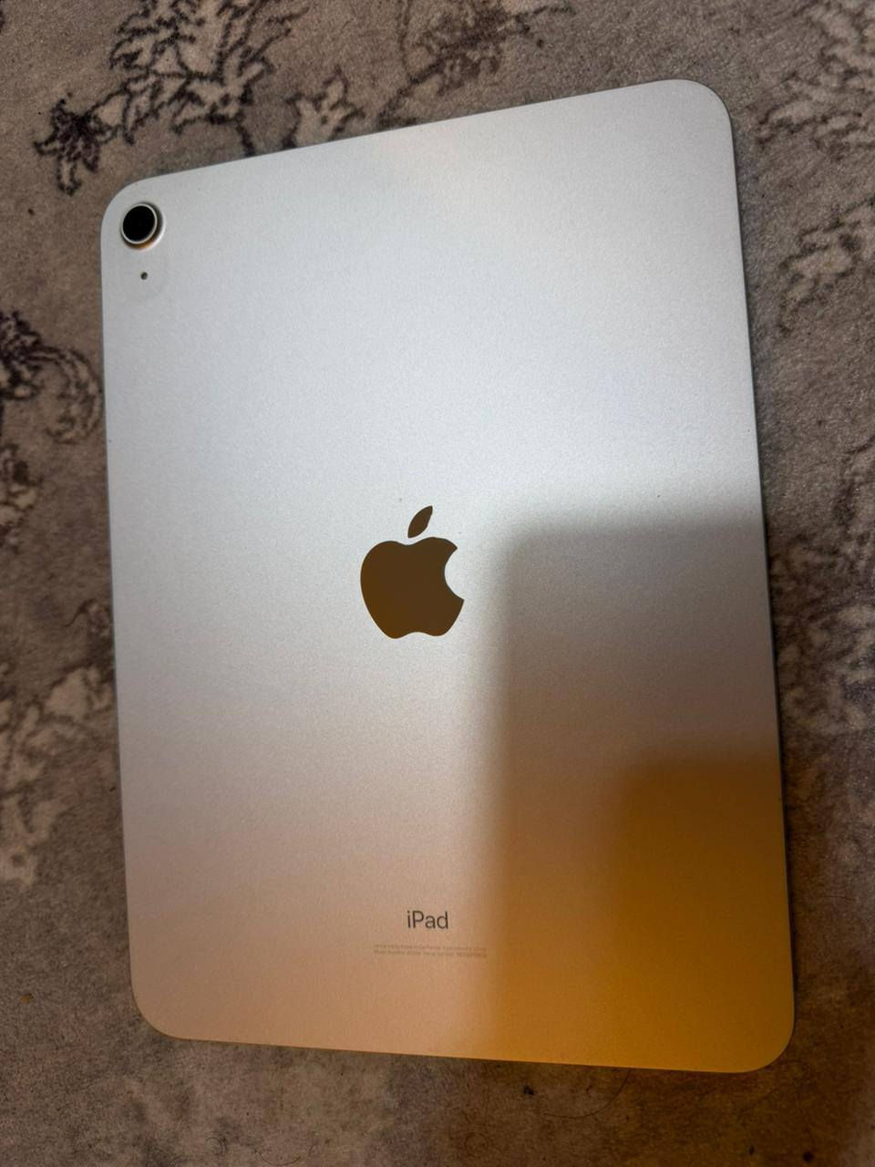 السلام عليكم من رخصة الادمن المحترم 
ايباد(10) ابل للبيع (فقط)
الجهاز نظيف بمعنى الكلمة ملحقاتة موجودة 
مكاني بغداد الحرية او الشعلة
السعر (350الف) وبي مجال بسيط للطيبين
للاستفسار ***********

