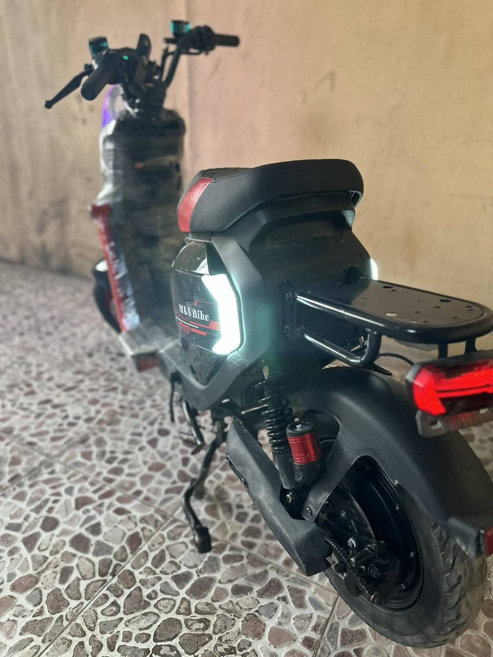 سكوتر شحن اقتصاديهMA.918  
ملف1000
60v
تشغيل ريموت +بصمه+مفتاح
دراجه مكفوله ضمان ٢٤ساعه
وسعر مناسب بي 

 مجال قليل كركوك, العراق


**إذا كنت صاحب هذا الإعلان وتريد حذفه لأي سبب، رجاءا أرسل رسالة إلى الدعم الفني**