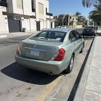 من رخصت الادمن المحترم رينو سافران 2010 خليجي جاهزه اريد اراوس مع نيسا...