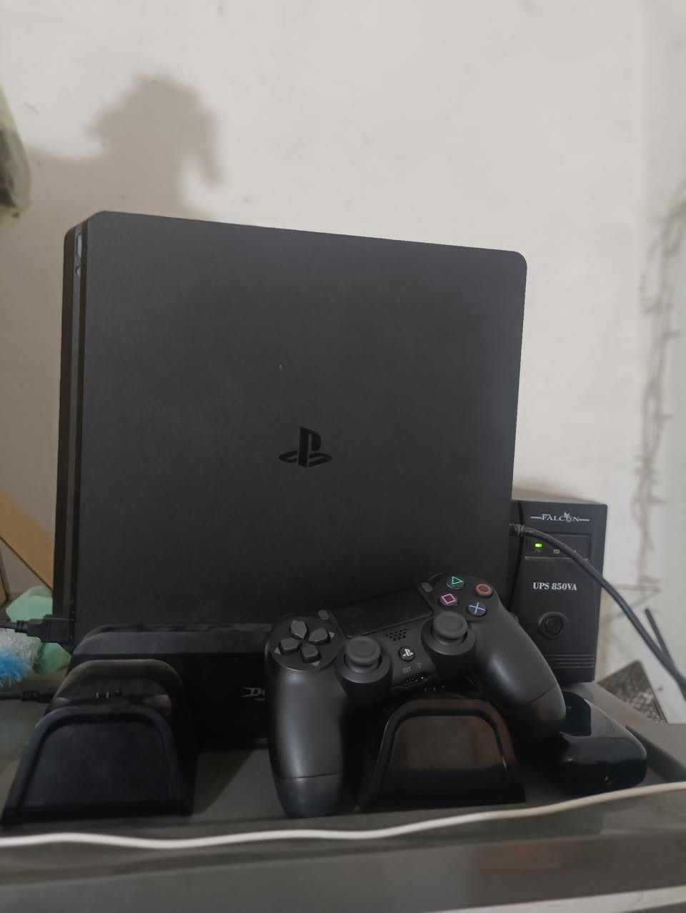 بلي 4 مهكر 1 تيره نضام 9 بي يوبيس ومبرد هواء وجوستك 2 جهاز نضيف جدا مفتوح تنضيف فقط سعر 325


**إذا كنت صاحب هذا الإعلان وتريد حذفه لأي سبب، رجاءا أرسل رسالة إلى الدعم الفني**