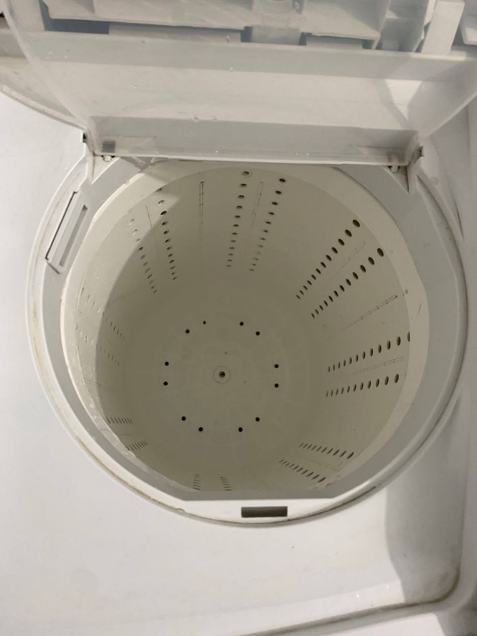 غساله للبيع سعر ١٥٠ وبيها مجال


**إذا كنت صاحب هذا الإعلان وتريد حذفه لأي سبب، رجاءا أرسل رسالة إلى الدعم الفني**