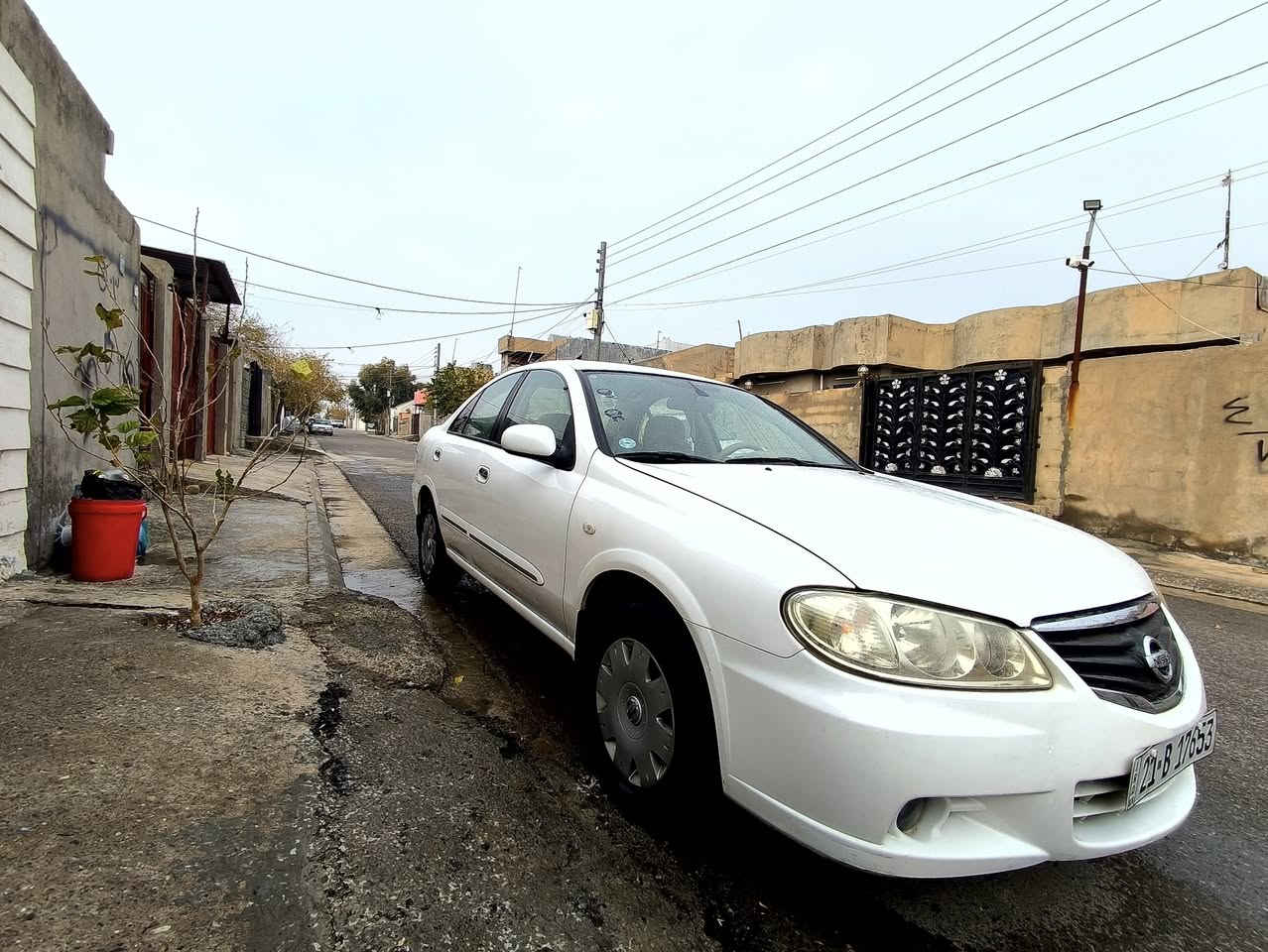 سني 2010ياباني محرك ابيض كير عادي محرك ما مفتوح لا قبق ولا شي اكو شويه دخان احتمال صوج الدهن ماشيه190سنويه وارقام جديدا مكاني اسليمانيه جمجمال 115وبيهه مجال للشراي حك الجيه الرقم***********
