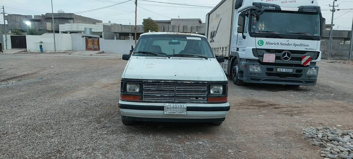 كلايزر للبيع موديل ٨٩ رقم كركوك مشروع موازي  تحويل صاحب السنويه بكركوك محرك كامري ابو الكف كير مكفول ٢٥ ورقه وبيه مجال شراي يتصل ***********
