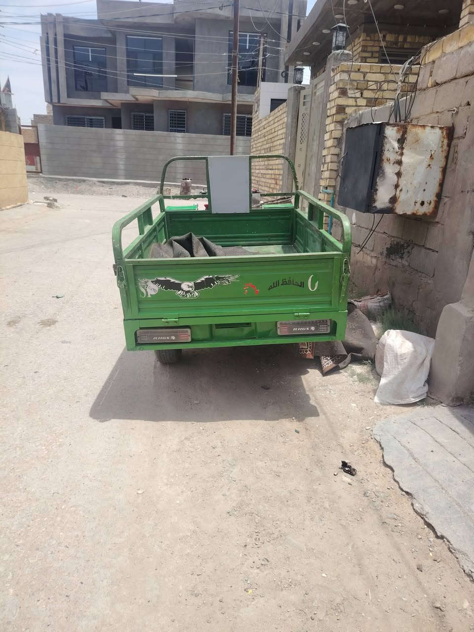 للبيع موديل ٢١ أوراق اصولي شوفت عينك هاي نضافتها سعر  ١٦٥٠ وبيه مجال للاتصال *********** /*********** عنوان الشوملي
