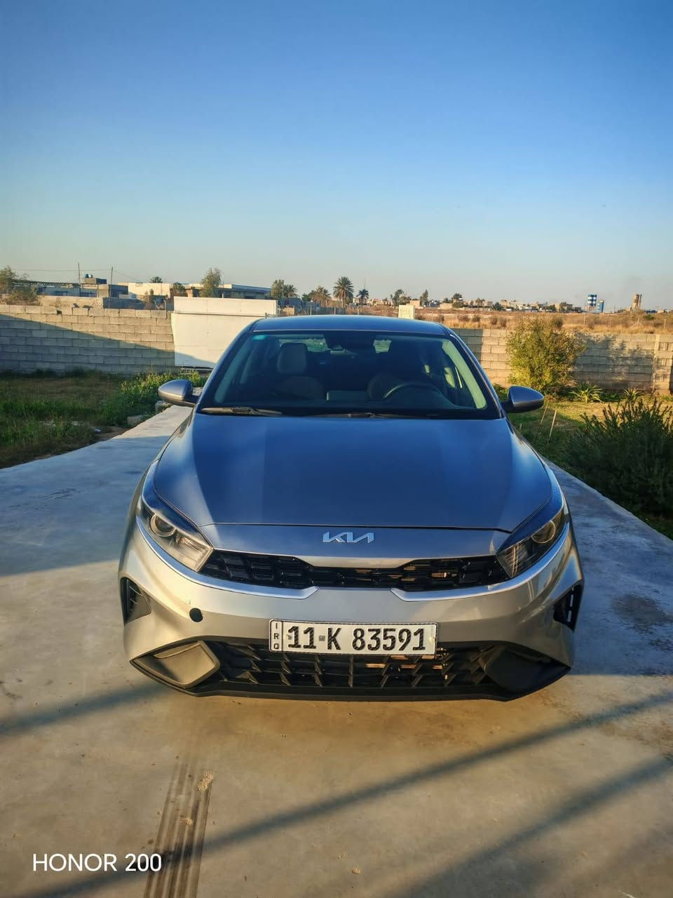 سلام عليكم كيا فورتي موديل 2023 السياره وارد امريكي حادث جاملغ وبنيد بدون دواخل رقم الشاصي مرافق مع الصور 
موصفات.  تحديد مسار . مثبت سرعه . توقف ذاتي. اوتو هولد . رادار جانبي . شاشه. كامره دواره. وباقي المواصفات معروفه رقم
*********** سعر ١٤٥ وبيه مجال الطيبين
