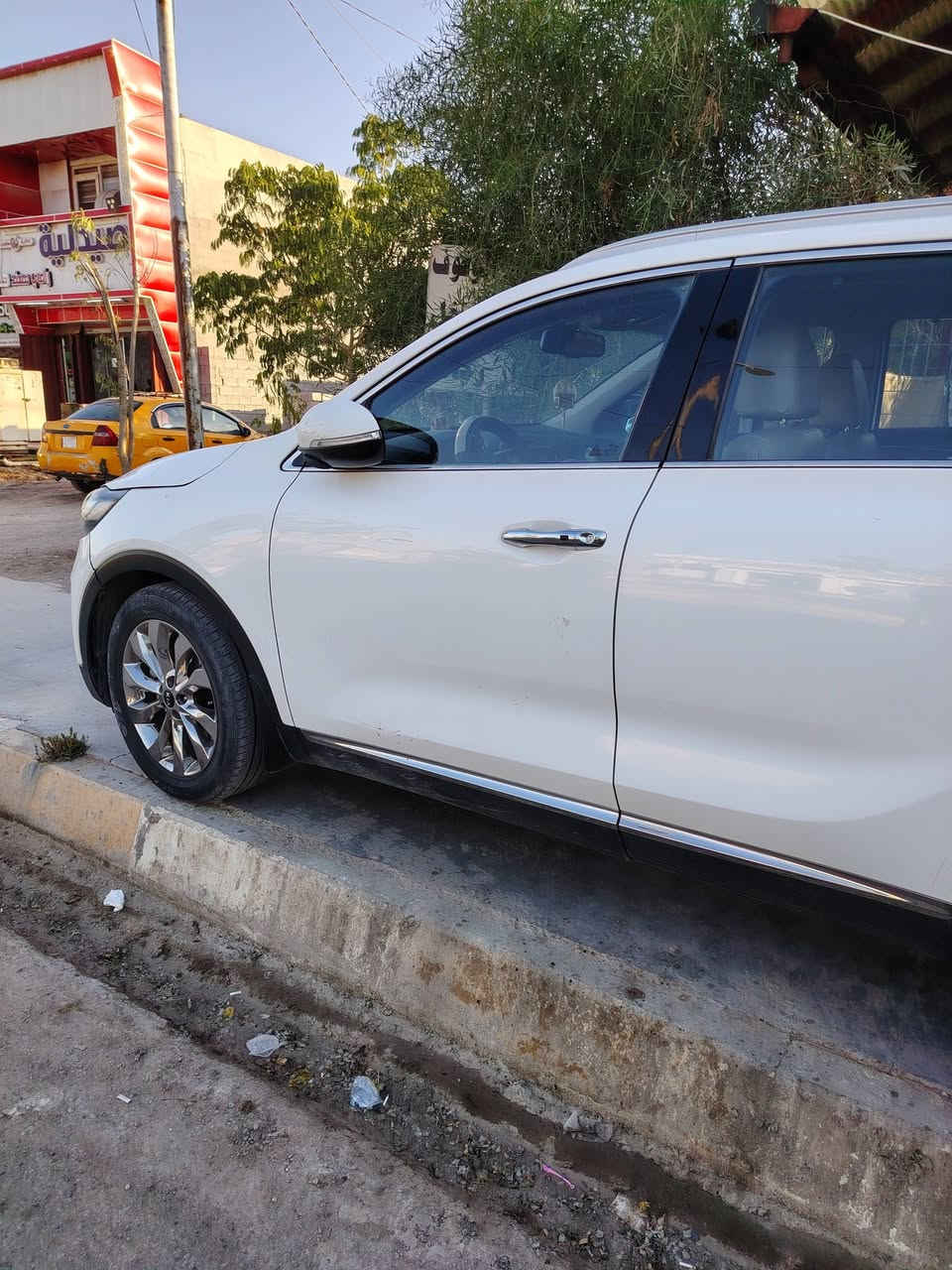 سورنتو ٢٠١٩ خليجي ماشية ١٣٥ للبيع
بيها شخطين مابيها بارد
سيارة حلوة كاعدة


**إذا كنت صاحب هذا الإعلان وتريد حذفه لأي سبب، رجاءا أرسل رسالة إلى الدعم الفني**