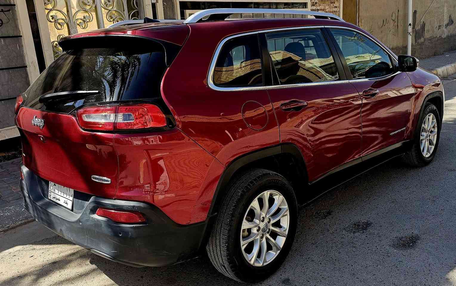 ٢٠١٧ حادث نص جاملغ وشويه بالباب والجنطه بدون دواخل بدون ايرباك رقم بغداد ماشيه ٤٩٠٠٠ محرك ٢٤٠٠ مكفول حداديه وكير ومحرك ع بلاد بعدهن  السعر ١٣ مراوس يرهم مكاني الرمادي ***********
