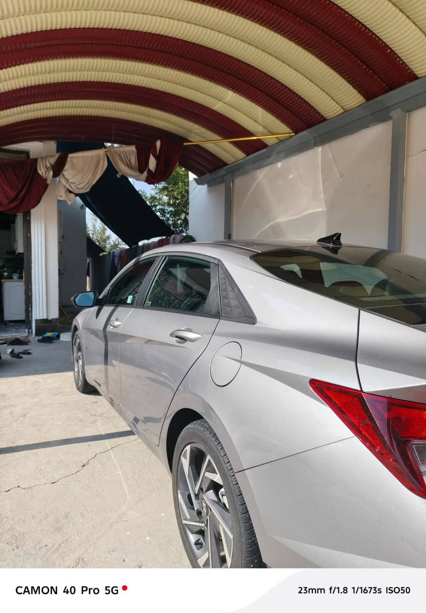 سلام عليكم للبيع 
النترا 2025 
وارد امريكي 
فول مواصفات. عدا الفتحه
ماشيه 37مايل 
حادت بيه شي بصيط مرفق بل منشور 
مصلح بدون فتح 
مكينة 2000 دوش
بصمة تشغيل وابواب

شاشه كبيره متصل ديجتل 
لد بلدشبول متغير
لايت زنن بلادي 3 عدسات
كار بلي 
رادار امامي
ورادار خلفي
ورادار جانبي
تحديد مسار
قياده ذاتيه
تنبيه خروج عند المسار
ويل كب لد نهاري. فول تحكم ستيرن
السياره بعده بوضع الشركه ومابيه ولا نقص
رقم اربيل الجديد تحويل وكاله شنو اليعجبك سعر 190 وبيه مجال 
مكاني السياره بابل كفل 
***********
