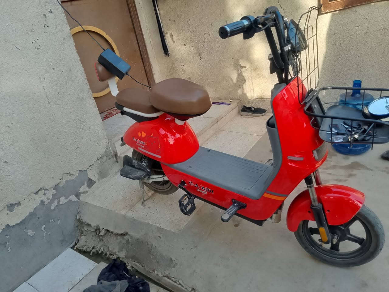 سلام عليكم باسكل شحن سرعه 60 حجم 14 باسكل نضيف واستعماله يومين من ماخذه السعر خاص الرقم على هذه ***********
