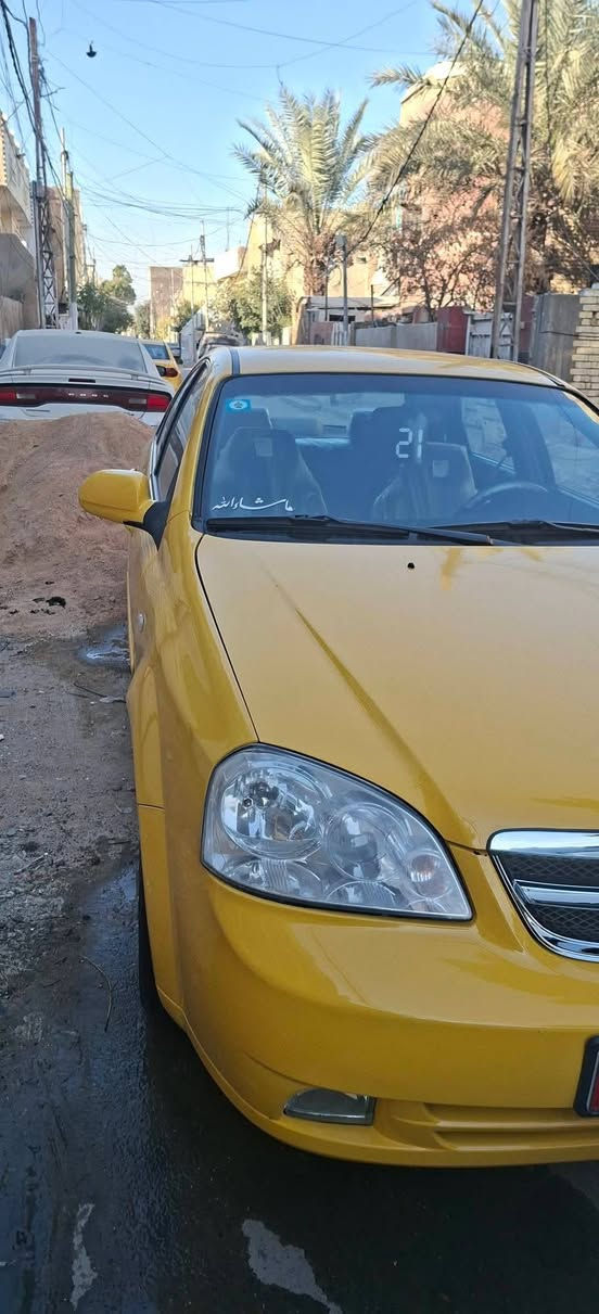 السلام عليكم اوبترا ٢٠٠٧ خليجي بدون حادث مكينه كير صدر مكفوله من كلشي سياره مالجناي رقم بغداد انكليزي بسمي مصفره هيئه وغرامات صبغه جديده شاشه كامره دواره لايت زنون سياره بلاديه السعر ٦٥ وبيه مجال *********** شرط التحويل@
