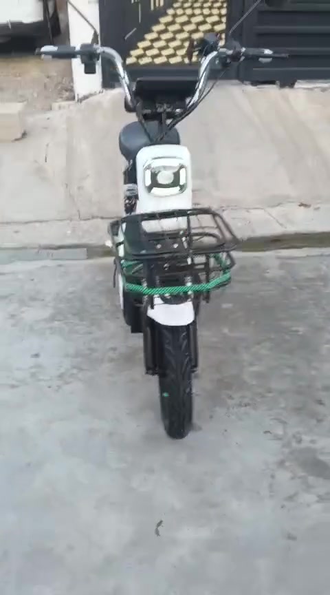 ماطور شحن للبيع مستخدم سبوع حيل نظيف سعر 270الف


**إذا كنت صاحب هذا الإعلان وتريد حذفه لأي سبب، رجاءا أرسل رسالة إلى الدعم الفني**