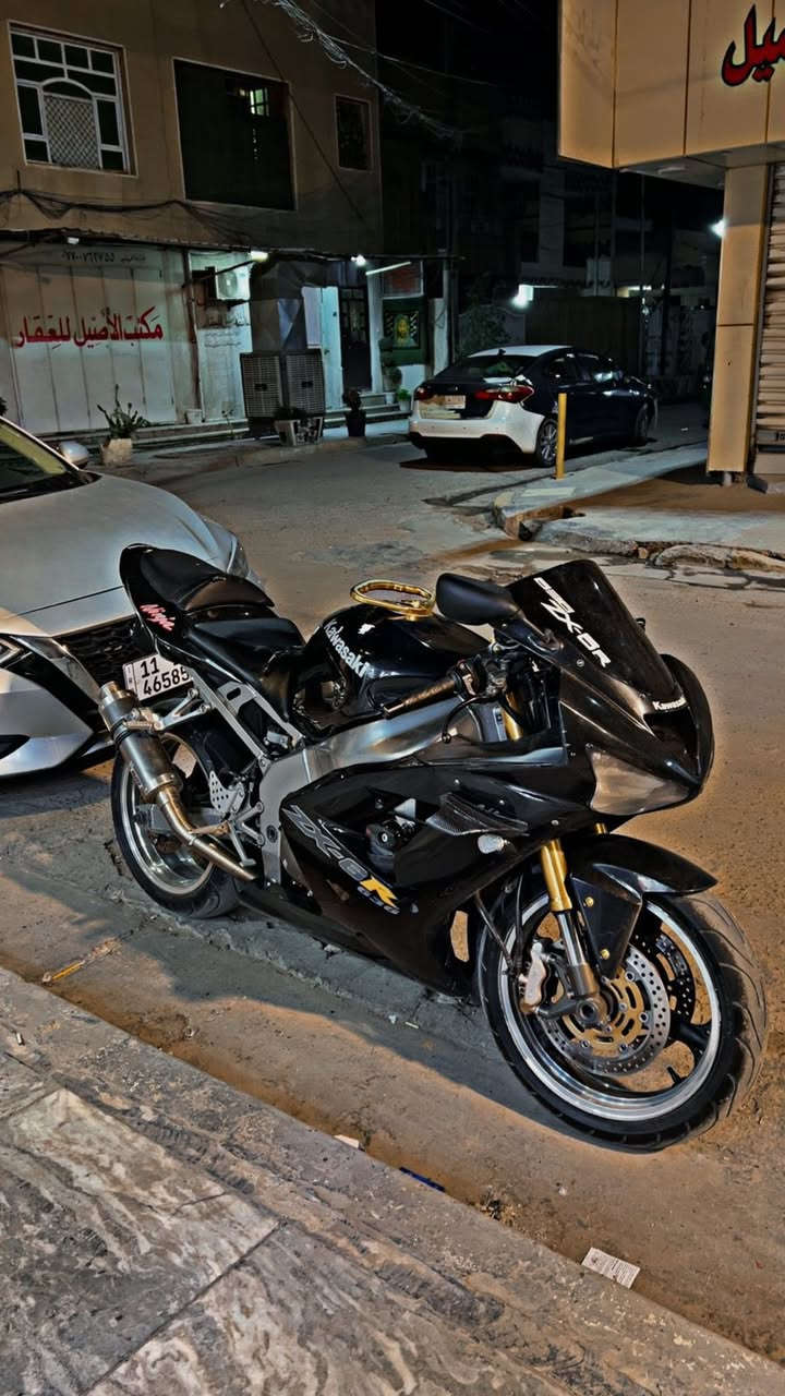 سلام عليكم  كاوسكي موديل2004 مكفولة كفالة عامة دراجة خير من الله مكفولة كير ومكينة وكلشي لدراجة نضيفة بمعنى الكلمة دهن كلهة موتل إدامة قبل 15يوم لدراجة كلش نضيفة زوج تايرات جديد أوراق فقط بدون رقم مكاني دورة رقمي *********** أو *********** متواجد خاص وشكرا♥️
