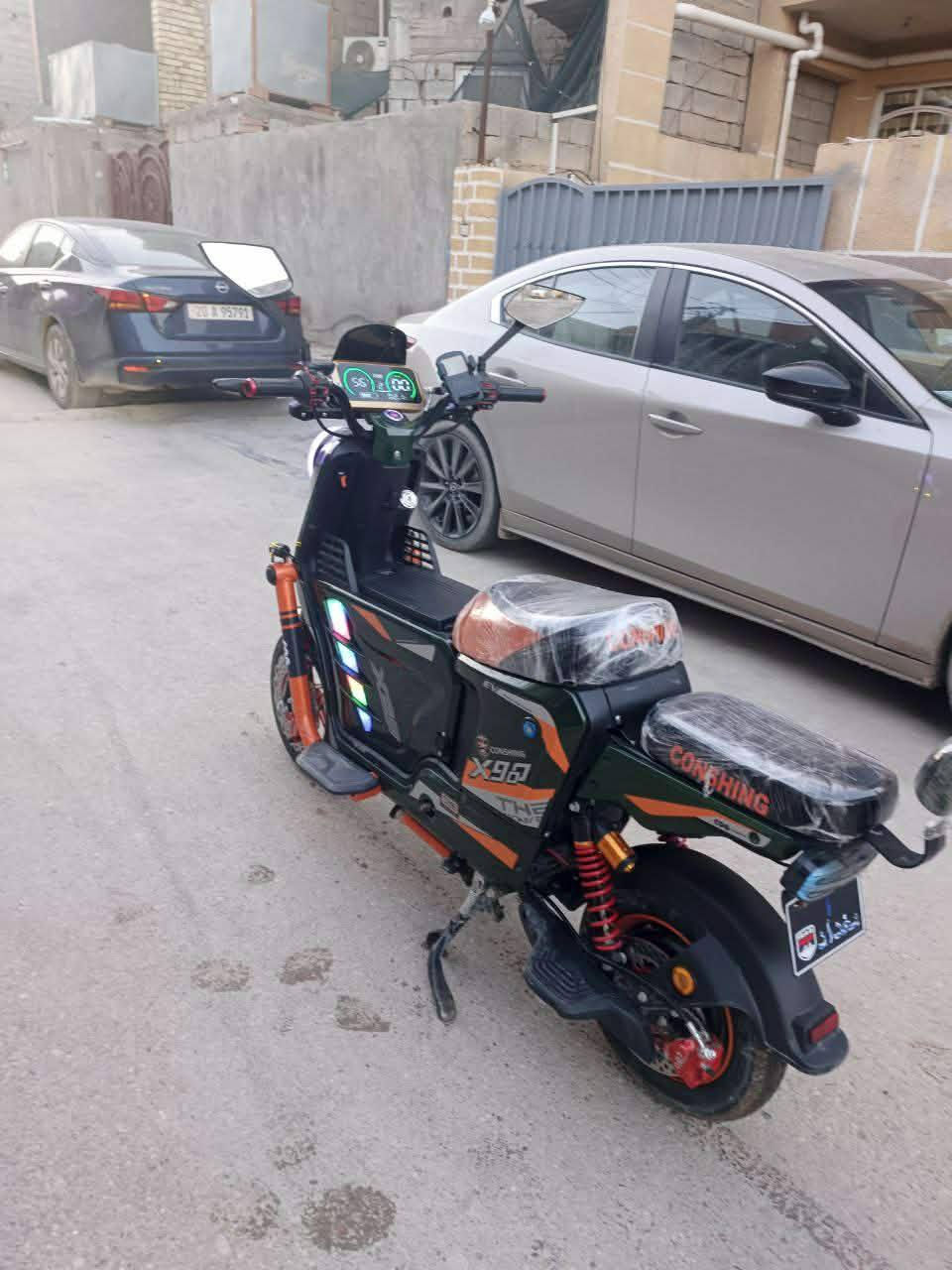 سلام عليكم 
دراجه شحن X900 وحش الشحن 🔥
موديل 2025 😍
ما صار الها  شهر الدراجة على وضع الشركة 
ملف 2000  واط يعني طياره✈️
6 مزوده و ملف رياضي باتري  كبار 33🔋 امبير
لايت زنون مع بلوجكترات عللي ابيض ناصي اصفر💡🪙
بصمه  سويج تشغيل و دبل سويج صندوق
صندوق خزن امامي
شاشه ايباد تحديد عطل وغيره🔳
سرعه 120 وهمي و الحقيقي 70 مع الوزن🚲
تواصل لمعرفه تفاصيل اكثر ***********
العنوان ديالئ بهرز 
السعر 700 وبيها مجال بسيط للشراي ادخل خاص او  واتساب و تدلل .
