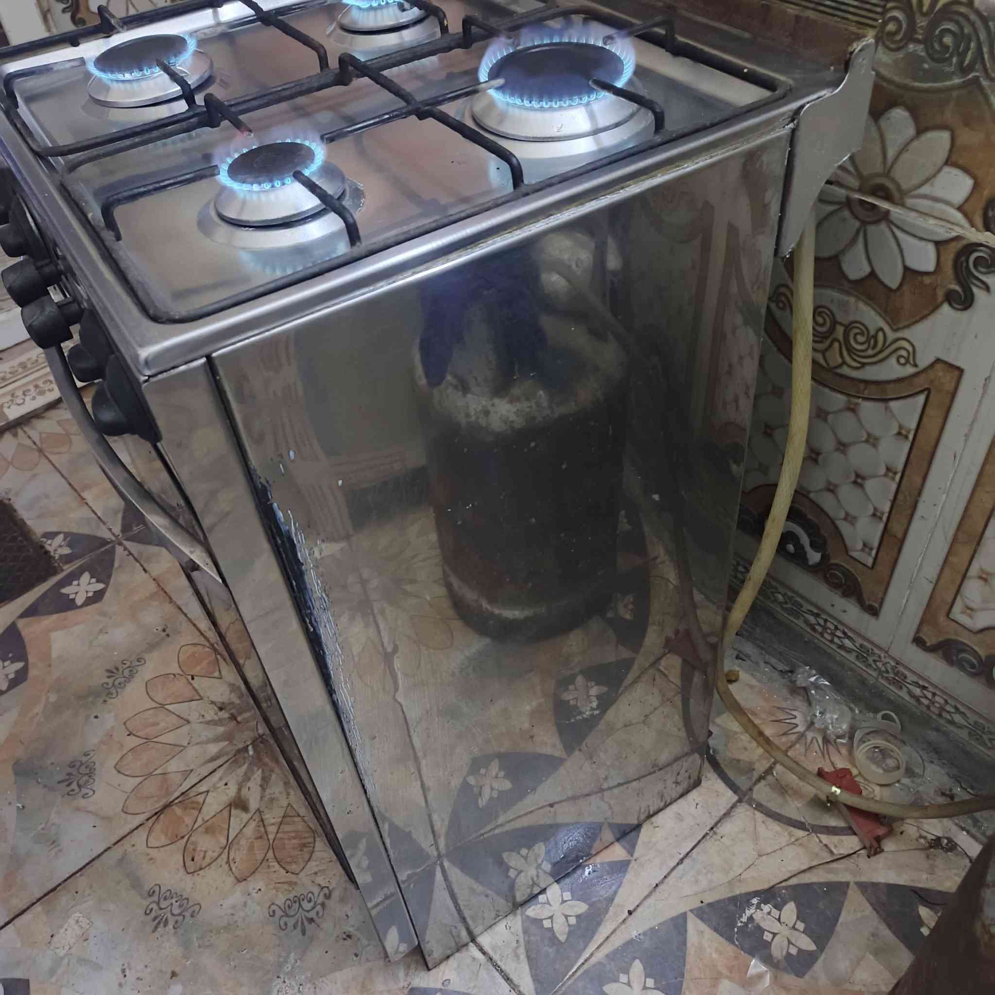 سلام عليكم
طباخ سعره ٦٥
مكاني كركوك حي وحده
رقم, ***********
