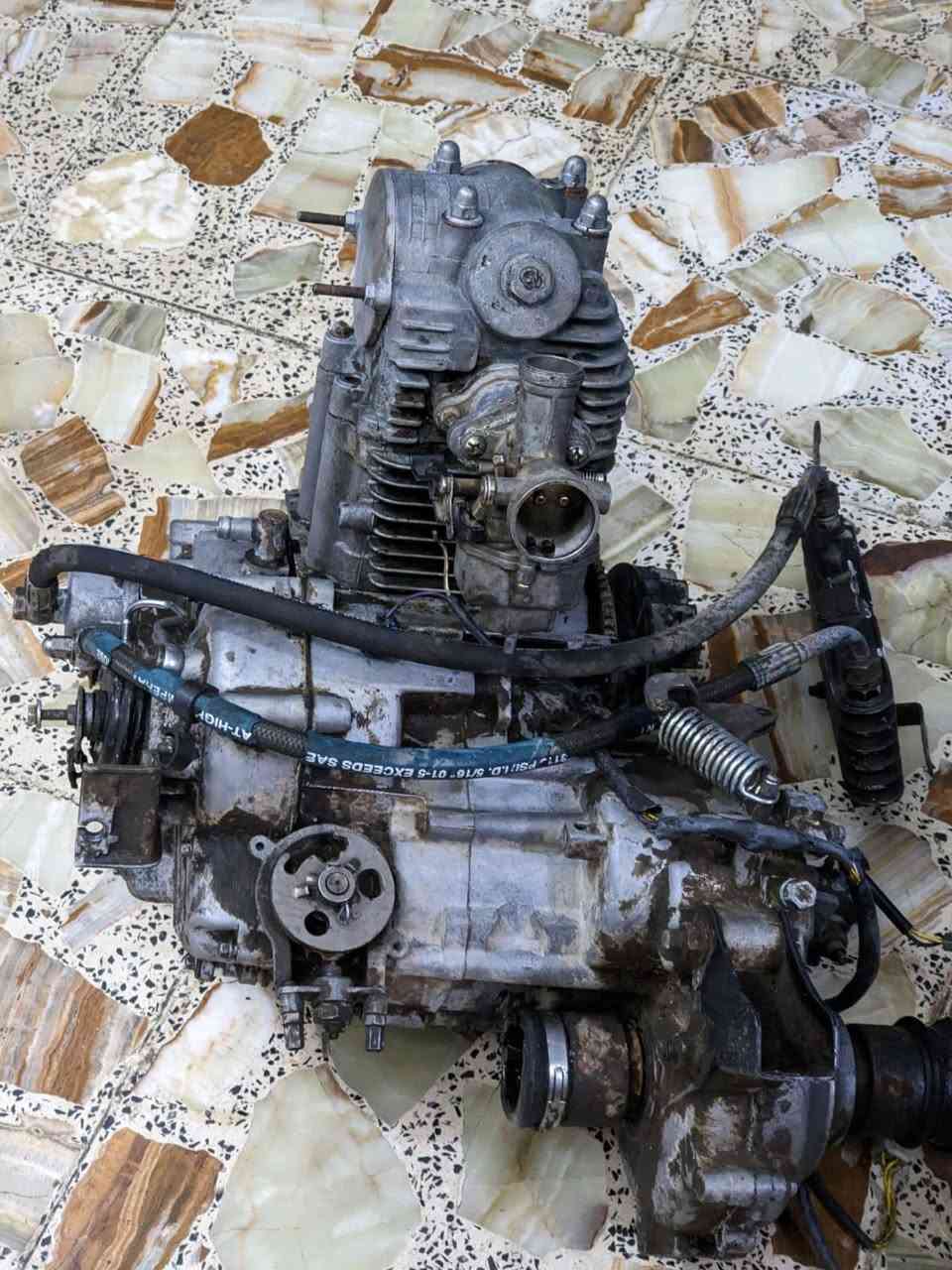 السلام عليكم محرك اتول للتكتك الزيل جيب وشد يرهم عليهن اثنينهن للبيع كامل هو وتفرعاته صالنصه وكابريتر حتى كفرات التبريد موجوده بس بدلتله زنجيل وماعرفت اضبط النجمة واختلفت النارية المحرك شغال بس ينرادله سنتر 
محرك اكفله الك نقطة تبخير مابيه كملته من كل النواحي كلجات عينه شجره مال كير جواكيج كور كلشيء اشتريتله جديد أبيع هالموجود
200الف


**إذا كنت صاحب هذا الإعلان وتريد حذفه لأي سبب، رجاءا أرسل رسالة إلى الدعم الفني**