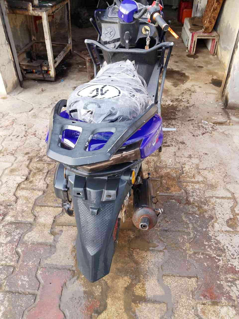 دراجة سترونك للبيع موديل ٢٠٢٥ ابلادية كلها شغاله اني مكلف بالنشر رقم صاحبها *********** اتصل وتدلل
