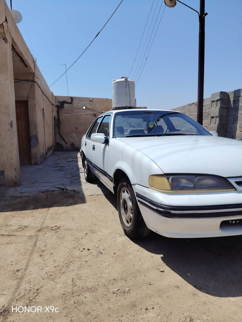 السلام عليكم 
للبيع سياره دايوه ابرنس 
موديل 1995
رقم بغداد 
سنويه لحد 2029
محرك خير من الله 
صدر امامي خلفي جديد 
تخم تاير جديد 
السعر 35 وبيهه مجال 
مكان السياره بغداد 
رقم صاحب السياره ***********
