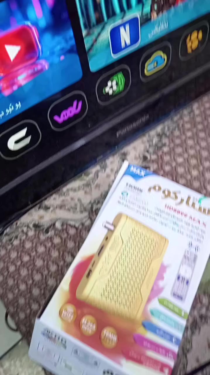 الستلايت العجيب ستار كوم 8899 MAX الذهبي 
يعمل بدون صحن لمشاهده القنوات الرياضيه المشفره بي ان سبورت  spaort 
بدون تقطيع 💪 دقه الجهاز 265
رمونت بلوتوث واي فاي داخلي 
الجهاز يفتح تطيبق شبكتي وسينمانا نت فلكس واليوتيوب🈴
باقات ال اس او ان  والافلام والمسلسلات وجميع قنوات الترفيه 
👈 مبحوث  القنوات باللغة العربية 
تشغيل سينمانا وشبكتي وبرنامج فورد
🔴➖ إمكانية ربط الموبايل على الشاشة عن طريق الستلايت
🔴➖   تطبيقات اخرى
🔴➖ يدعم جميع شبكات الانترنت
🔴➖ لا يتطلب انترنت قوي
🔴➖ مبرمج بأحدث قنوات النايل سات
🔴➖ محدث اخر تحديث
🔴➖ يعمل ع كافة الاشتراكات ايرثلنك الجزيرة الكيبل الضوئي وكافة الاشتراكات
🔴➖يعمل ايضا ع الصحن لقنوات الستلايت العادية
ضمان حقيقي 👍🏻
احصل عليه الان   وبسعر 30 الف 
توصيل مجاني 
للاستفسار ***********،☎️☎️☎️☎️☎️
***********☎️☎️☎️☎️
