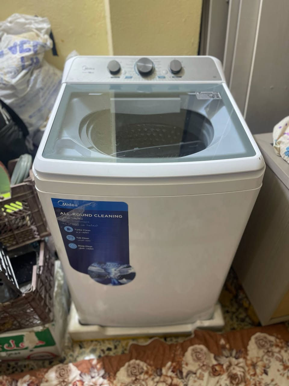 ثلاجه الحجم الكبير اربع بيبان جوه مجمده فوك ثلاجه  سعر 250 قفل وطباخ نضيف  سعر175  اوفن سعر 45  غساله اوتماتيك جديده استعمال كلش قليل سعر 400 🌹🌹***********
