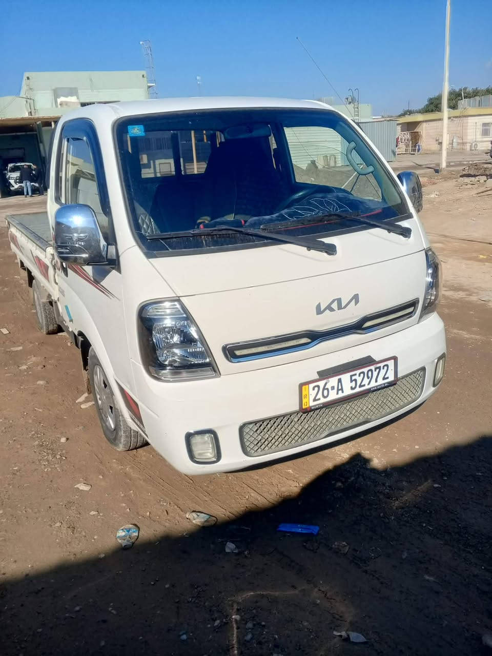 السلام عليكم كيا اللبيع موديل 22 الشكل الجديد رقم صلاح الدين انكليزي بسمي السنوية جديد محرك مامفتوح كير اكسن شرط شاصي شرط تبريد تدفه بيه بل الباب السايق اشويه صبغ السعر150 وبيه مجال شي قليل الاتصال عل رقم ‏‪***********‬‏
