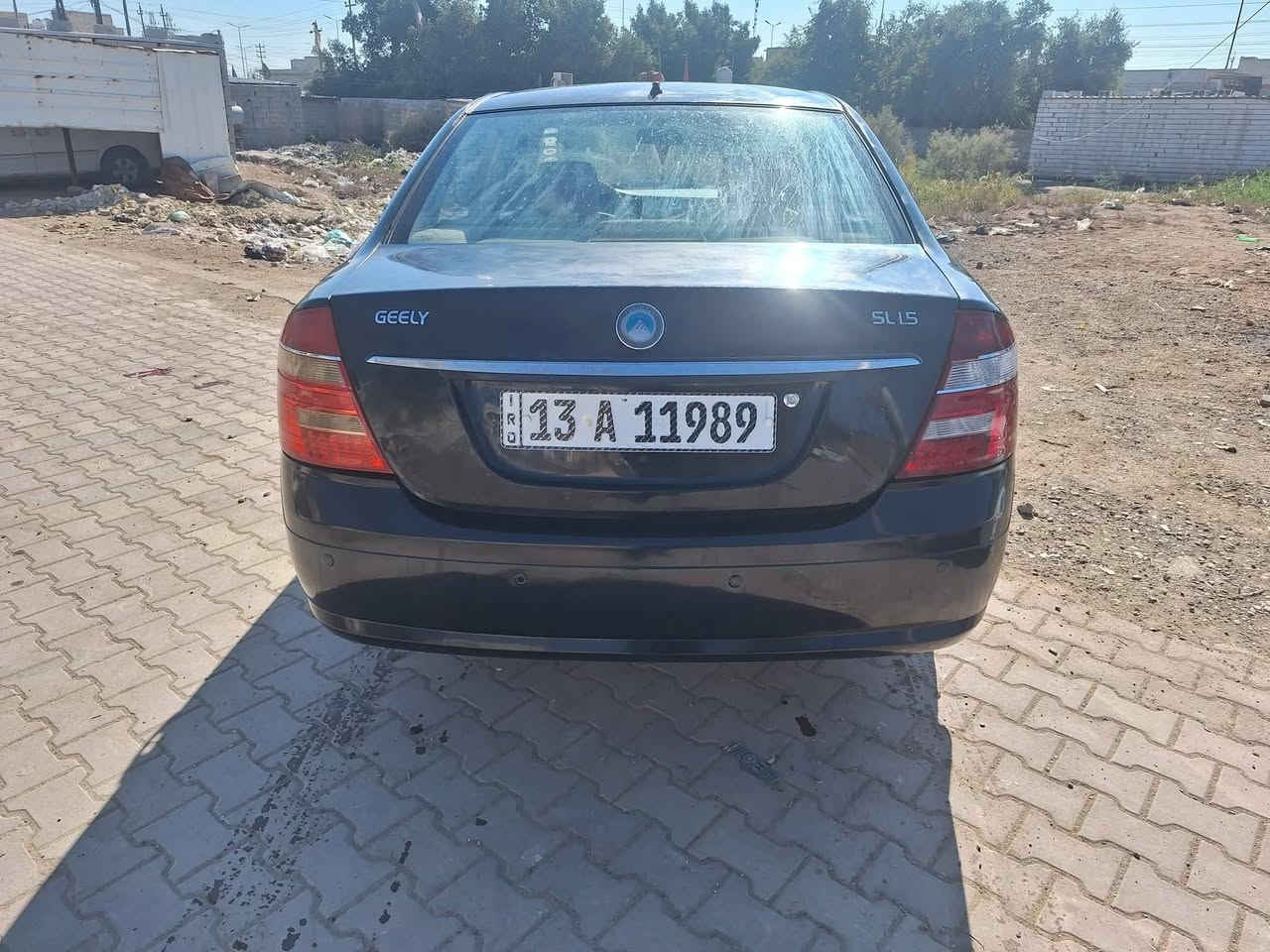 سلام عليكم سياره جيلي موبل مديل ١٣ كفاله نضيفه رقم وسنويه جديده جاهزه كير مكينه حداديه تبريد تدفه تخم تاير شراي يخابر اتصال فقط متوفر ***********
