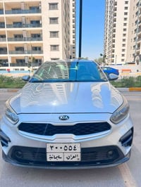 فورتي جديدة جداً وماكو بنظافتهه ‏Kia forte 2019 ماشية 48000 ميل تحكمات...