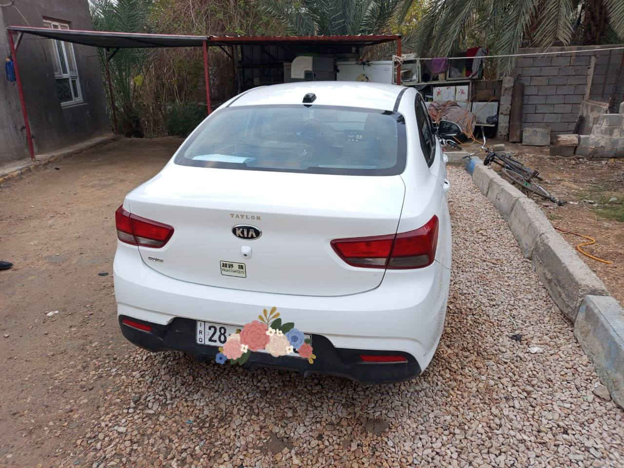 السلام عليكم للبيع ريو مديل 20 وارد امريكي نص فول السياره جاهز من كلشي مال جناي ماشيه 90 ميل حداديه تبريد محرك كله جديد مكفول السياره مكفوله ماعدا حادث امريكى موجود بصور رقم نجف بسمي دولي السعر 113 وبيه مجال 
***********
النجف
